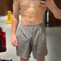 Princecharming18 的個人資料圖片