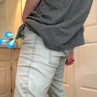 transmansamevans' Offline Chat Room