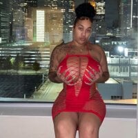 Honey_Malaya's Offline Chat Room