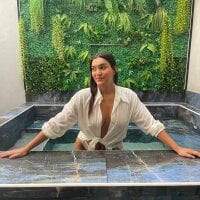 ahri_rose webcam model