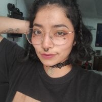 NinaYellow webcam