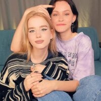 Sexxxybooom's Offline Chat Room