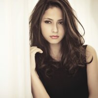 VeronicaFoks' Offline Chat Room