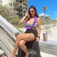 coolandhot6969's Offline Chat Room