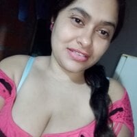 karinapeters2222's Offline Chat Room