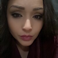 Mandylu8 Adlı Modelin Çevrimdışı Sohbet Odası