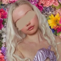 Blondecandie's Profile Pic