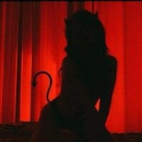 PlayGirLL_'s Avatar Pic