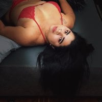 sofialzate's Offline Chat Room