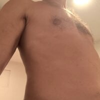den2773's Avatar Pic