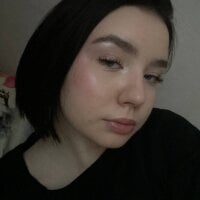 Demi_Roy offline chatrum