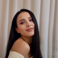 Want_emma webcam model