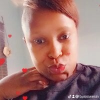 Thickboobs12