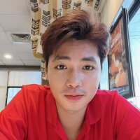 _Yuchan05 Adlı Modelin Çevrimdışı Sohbet Odası