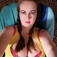 Stunningboobs fully nude on webcam for live porn video chat