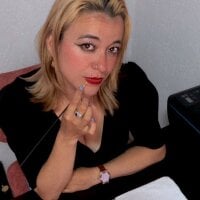 Eli_hot69's Offline Chat Room