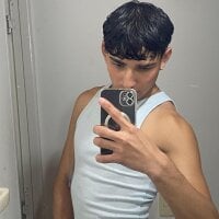 Maxstrong022 webcam