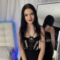 emma_blackwood webcam model