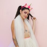 alana_marin_'s Offline Chat Room