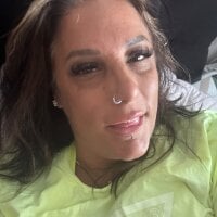 Ivy-Belle webcam