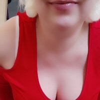 VikaKing webcam model