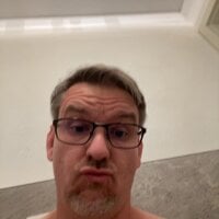 HomemadeOriginal2's Offline Chat Room