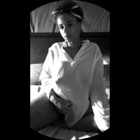 Blu_Diamond's Offline Chat Room