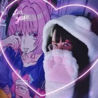 Offline chat soba modela LucyAtcheson