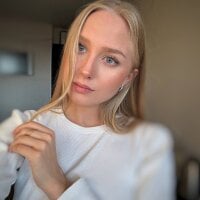 SarahFaberr's Avatar Pic