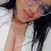 milunabella0109 webcam model