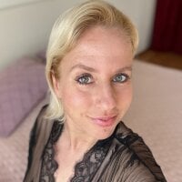 MariaValentineLive Webcam