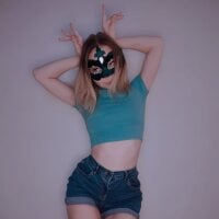Annie__Light webcam