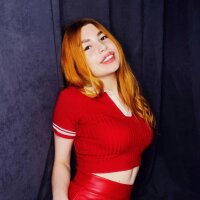 ElllaNuar webcam