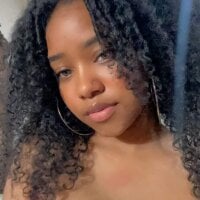 Misslisszoe's Offline Chat Room