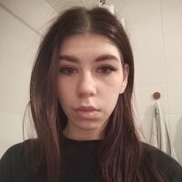 MerciaAlliston's Offline Chat Room