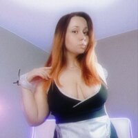 Nelly_Belle