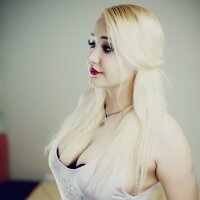 bella_xfox's Profile Pic