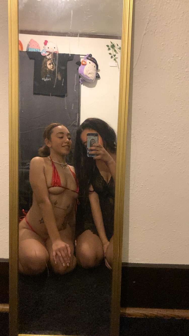 Starfairys Cam Model Profile | Stripchat