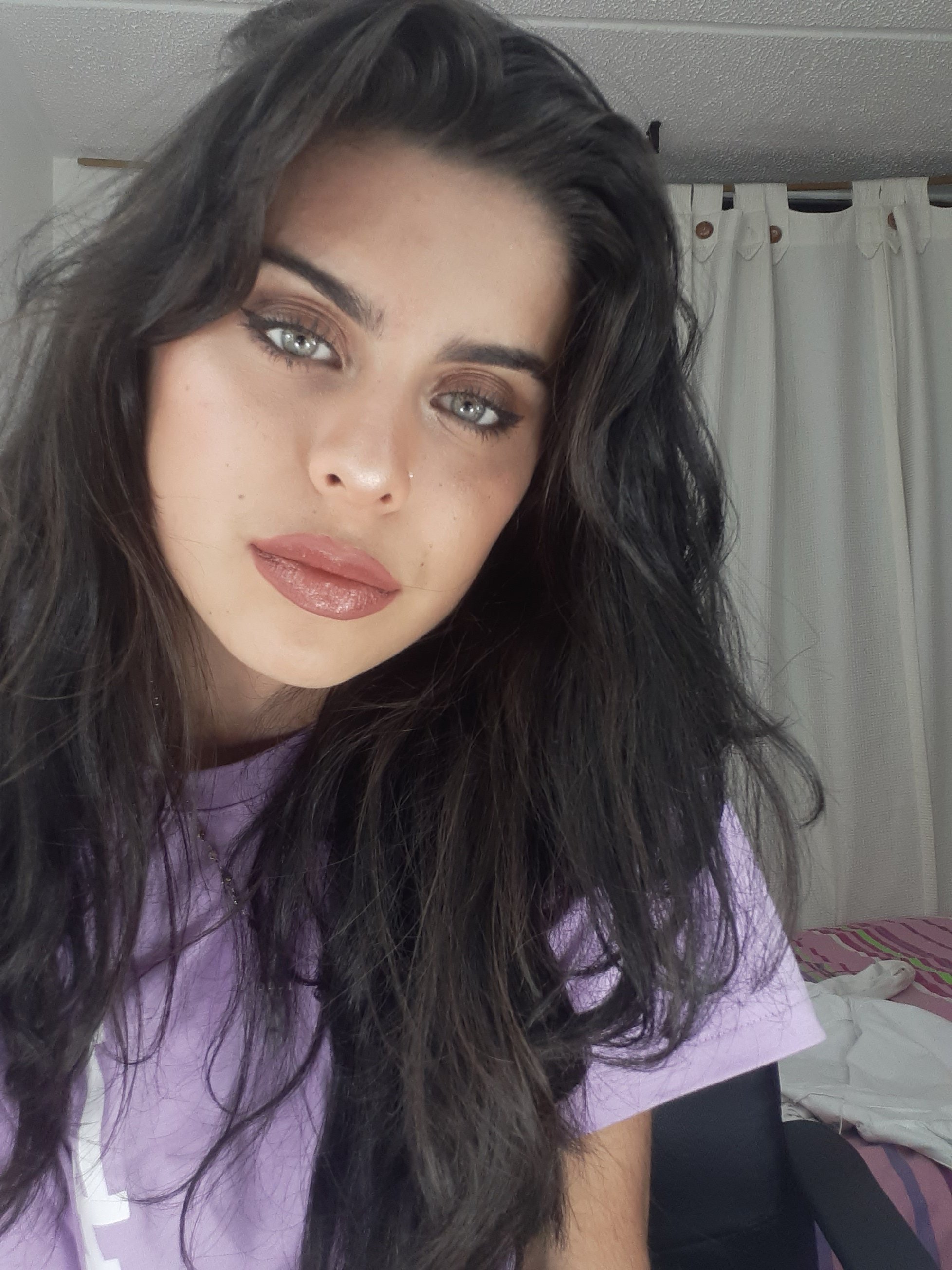 Mayli-x Webcam Model Profile xHamsterLive