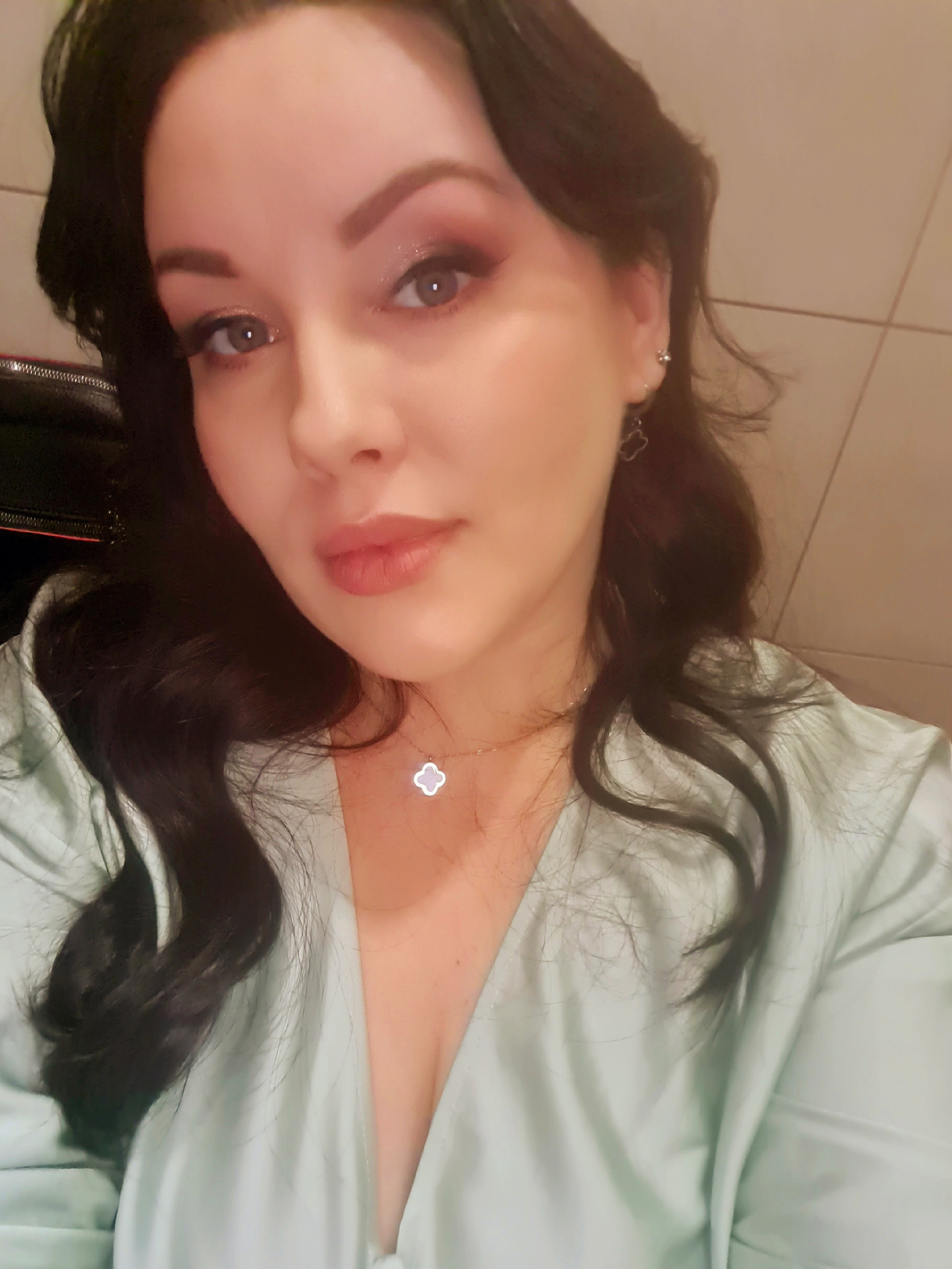 bubbleemma-cam-model-profile-stripchat