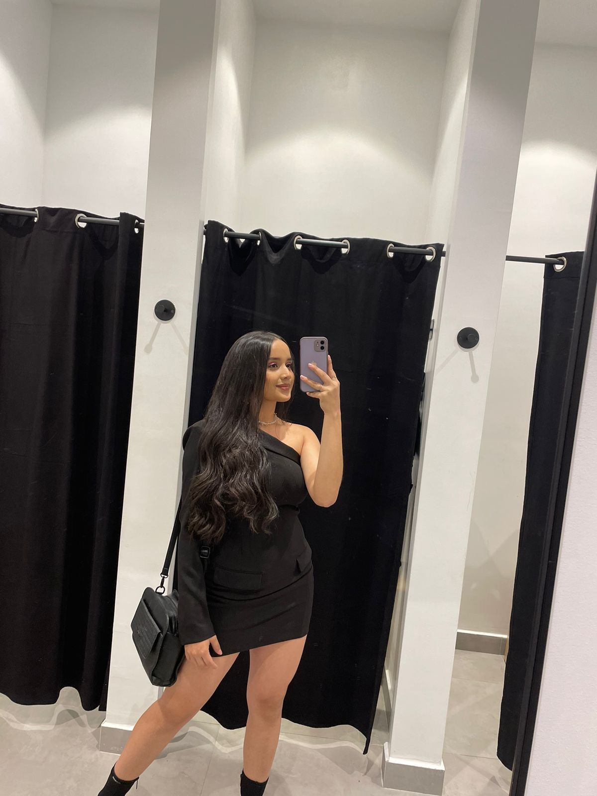 MollySanders10 Cam Model Profile | Stripchat