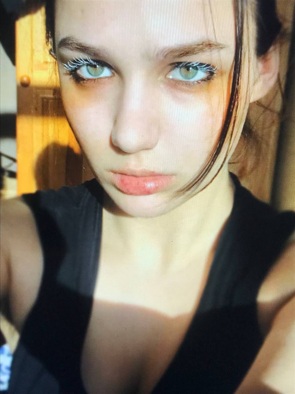 Mersedes_Benz Cam Model Profile | Stripchat