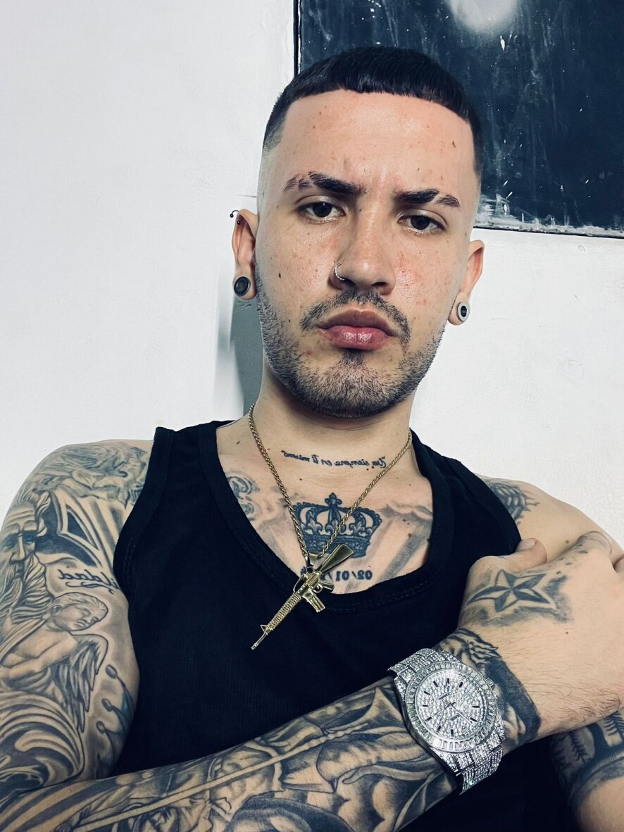 smoker445-webcam-model-profile-xhamsterlive