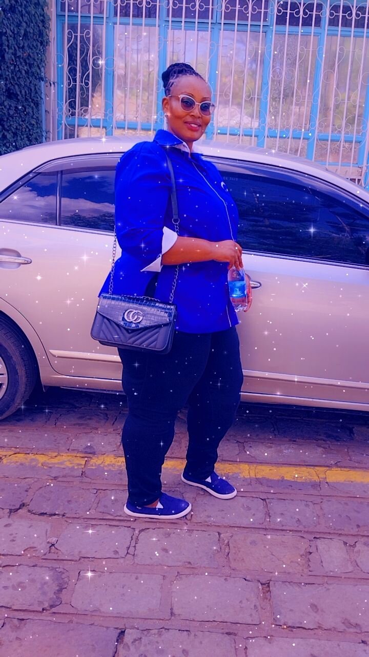 MsWhiteChocolatte Cam Model Profile | Stripchat