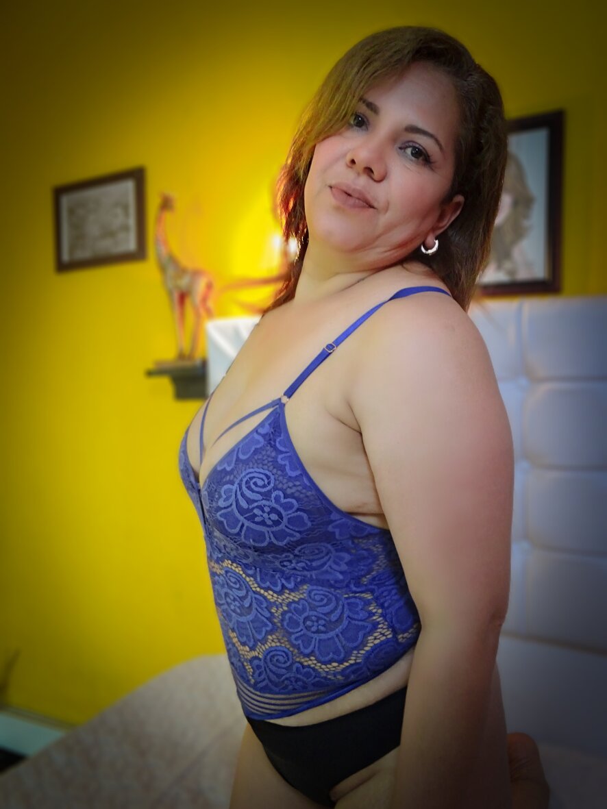 Abril_walkerr webcam-modell profil The Best Camgirl