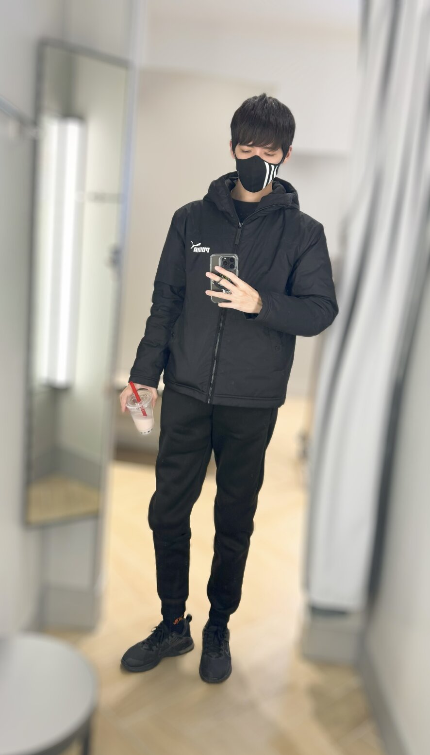 Itsme_LEON 님의 웹캠 모델 프로필 | stripchatgirls.com