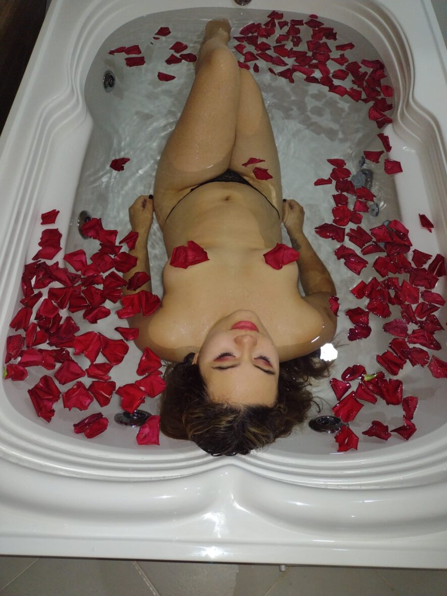 Perfil Modelo Webcam ISABELL020 Stripchat Perfil Modelo Webcam ISABELL020 Stripchat