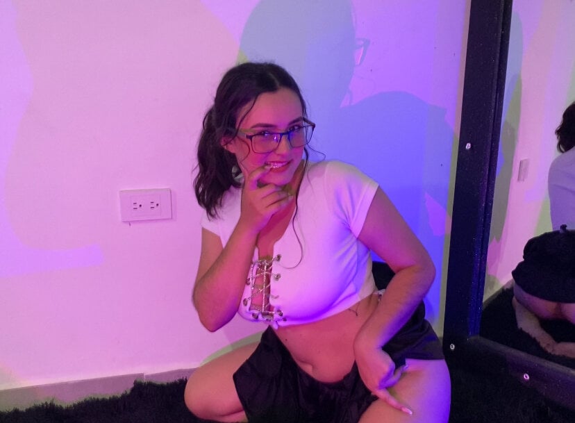 Elizabeth_lamer cam-modell profil | Stripchat