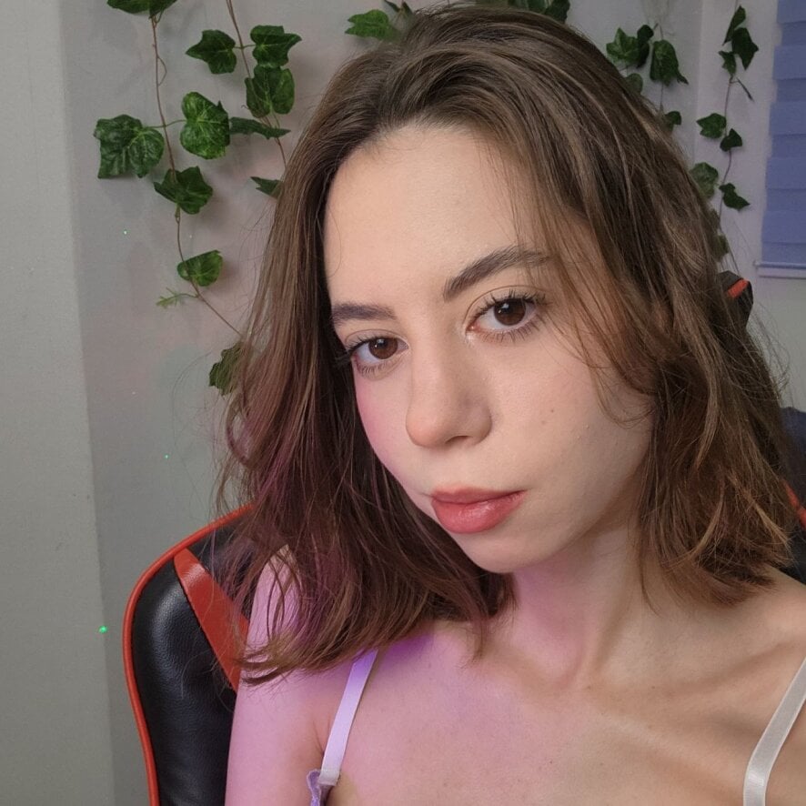 Allie hazie webcam model profile xhamsterlive