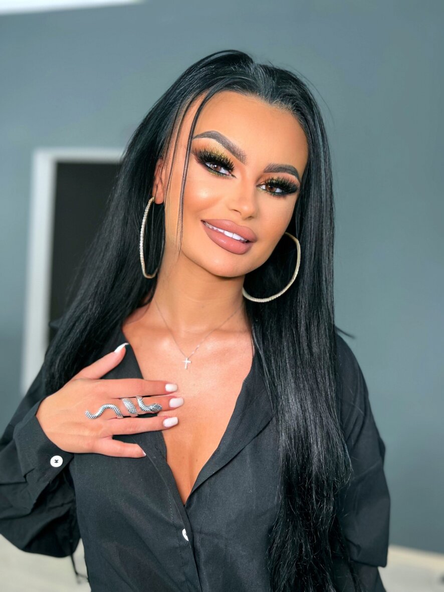 Ranyia1 Webcam Model Profile | xHamsterLive